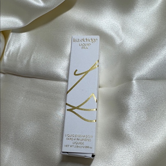 Lisa Eldridge Liquid Silk Liquid Eyeshadow NWT Thalia - Picture 5 of 7